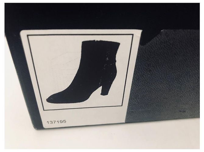 Botines Chanel con cadena de cuero negro - vista 20