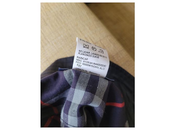 Cappello Burberry con Logo Cavaliere Impermeabile Nero - vista 5