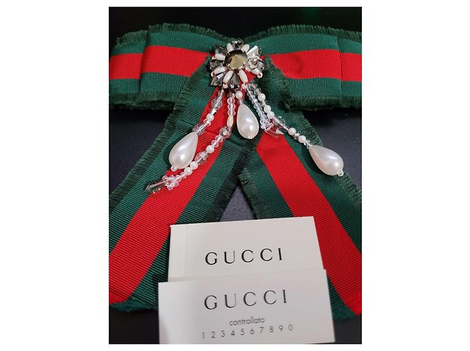 Marmont Spilla Gucci Rossa e Verde in Acciaio e Tessuto Rosso - vista 2