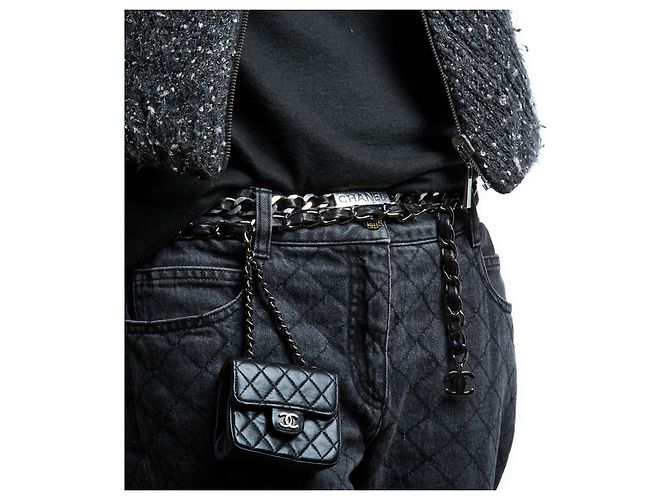 Timeless Borsa Chanel Classique sulla cintura Pelle Nera OS Argento - vista 7