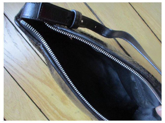 Stéphane Kelian black leather bag, braided. - view 5