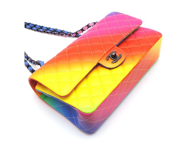 Chanel CC gesteppt Medium Rainbow Double Flap Bag Leder Schultertasche A01112 in gutem Zustand - Ansicht 3