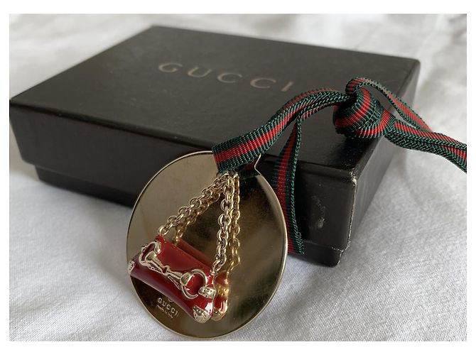 Gucci Taschenanhänger aus Leinen und Goldmetall Rot Grün Golden Dunkelgrün - Ansicht 2