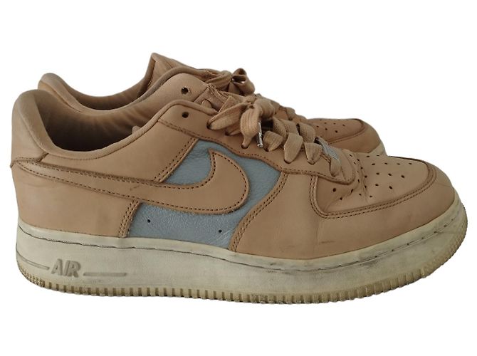 Baskets Nike Air Force 1 de couleur rose corail/saumon - vue 2