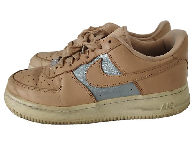Baskets Nike Air Force 1 de couleur rose corail/saumon - vue 5