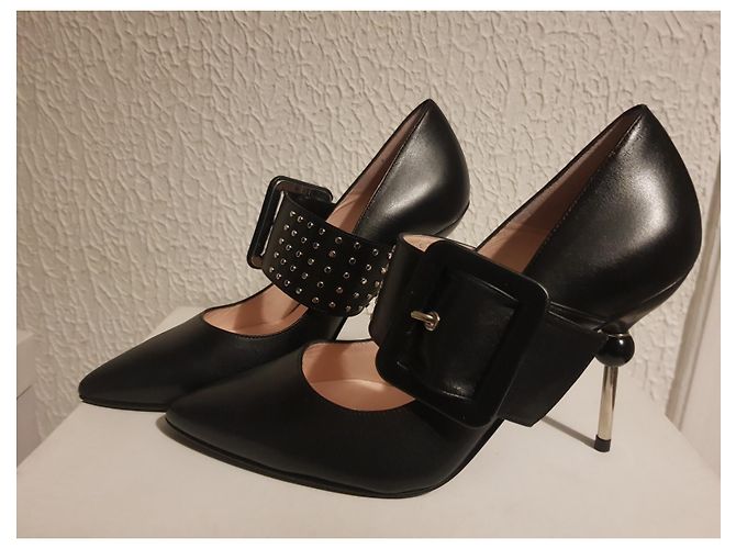 Charles Jourdan Pumps aus schwarzem Leder 10cm Absatz - Ansicht 2
