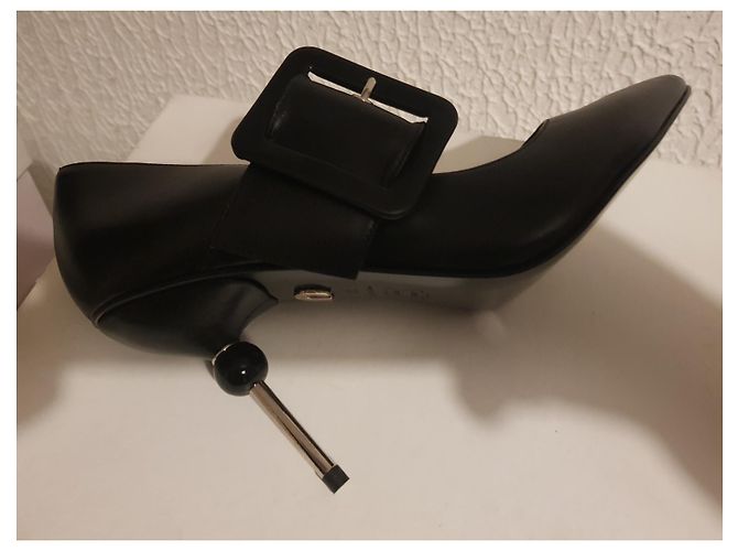 Charles Jourdan Pumps aus schwarzem Leder 10cm Absatz - Ansicht 5