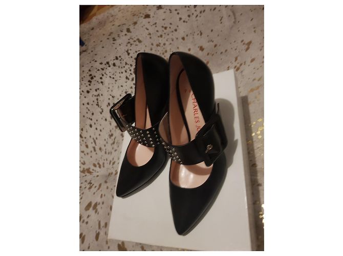 Charles Jourdan Pumps aus schwarzem Leder 10cm Absatz - Ansicht 8