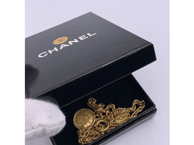 Cambon Chanel Vintage goldene Metallkette mit CC-Logo-Medaillon - Ansicht 8