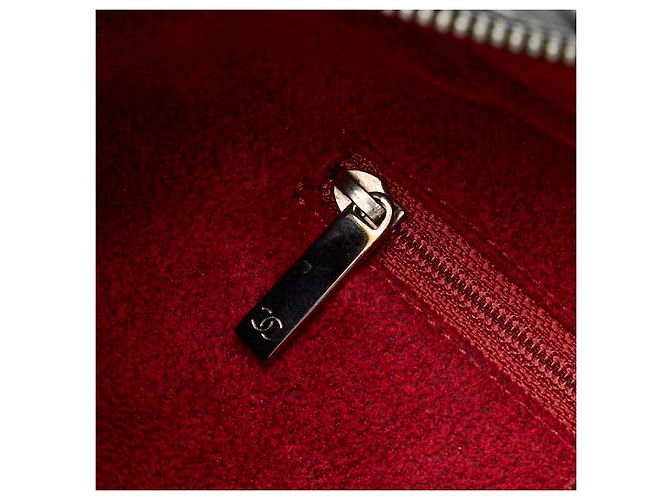 Chanel Sac Boston carré matelassé verni - vue 6
