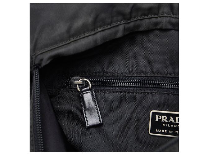 Prada Black Tessuto Messenger Bag - Ansicht 8
