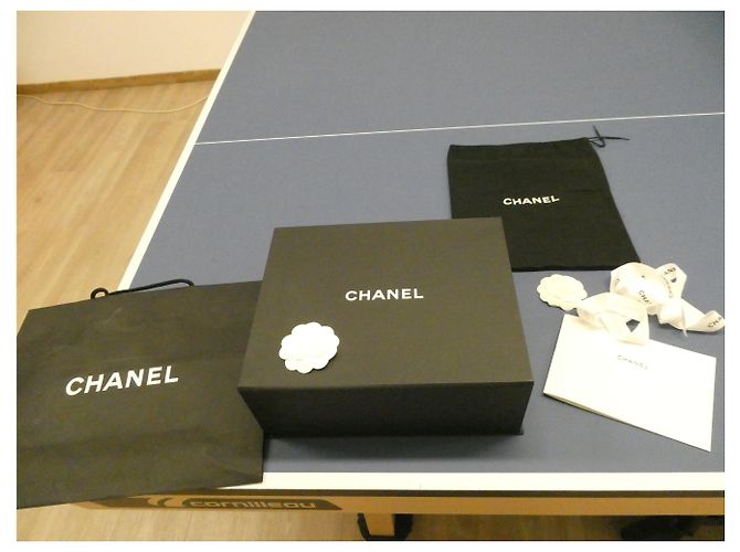 Chanel box for handbag 33x26,5x13 Black - view 3