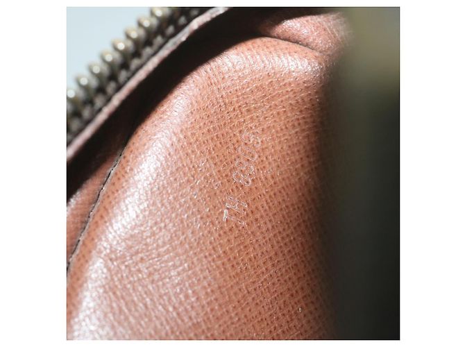 Louis Vuitton Monogram Compiegne 23 Pochette M51847 LV Auth em5735 Monogramma - vista 12