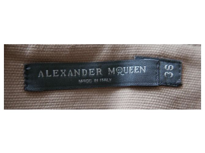Falda súper acampanada de Alexander McQueen. Camello - vista 6
