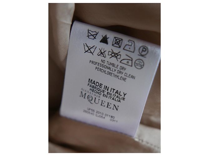 Falda súper acampanada de Alexander McQueen. Camello - vista 7