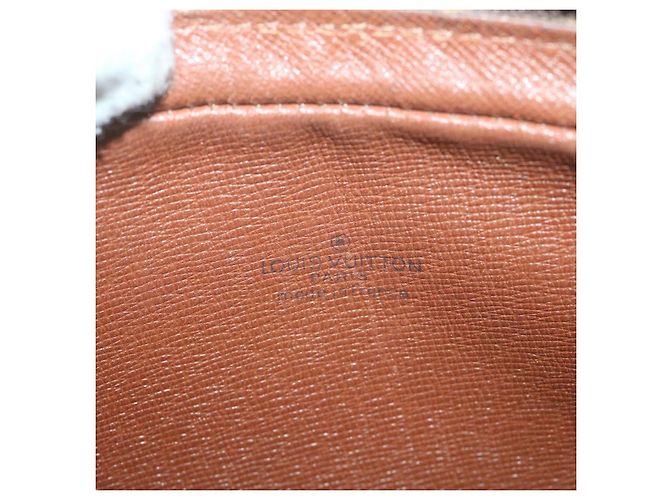 Pochette LOUIS VUITTON con monogramma Marly Dragonne PM M51827 LV Auth em5759 - vista 10
