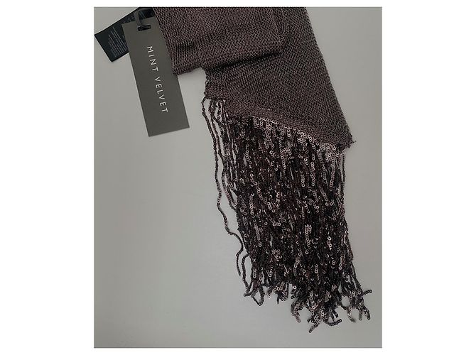 Mint Velvet Sciarpa sottile metallica Grigio Metallico - vista 7