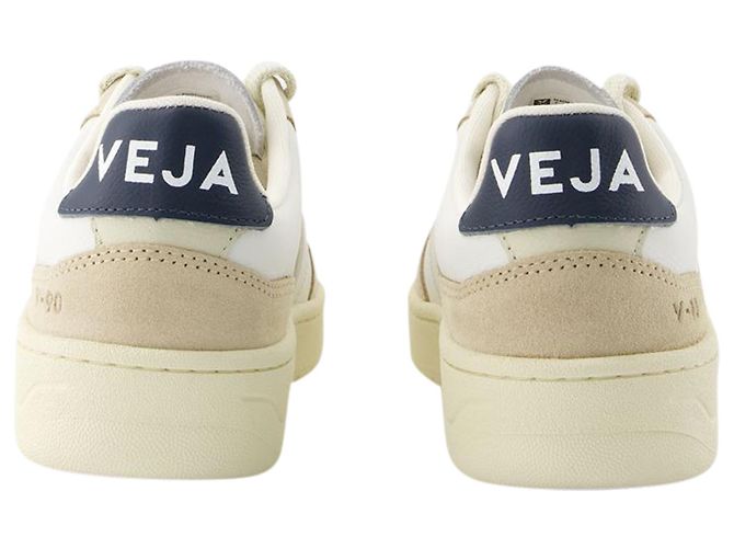 V-90 Scarpe da ginnastica - Veja - Pelle - Bianco Pierre - vista 3