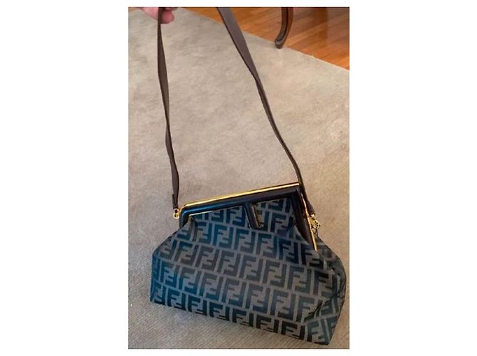 2 Jours Fendi First - vue 2
