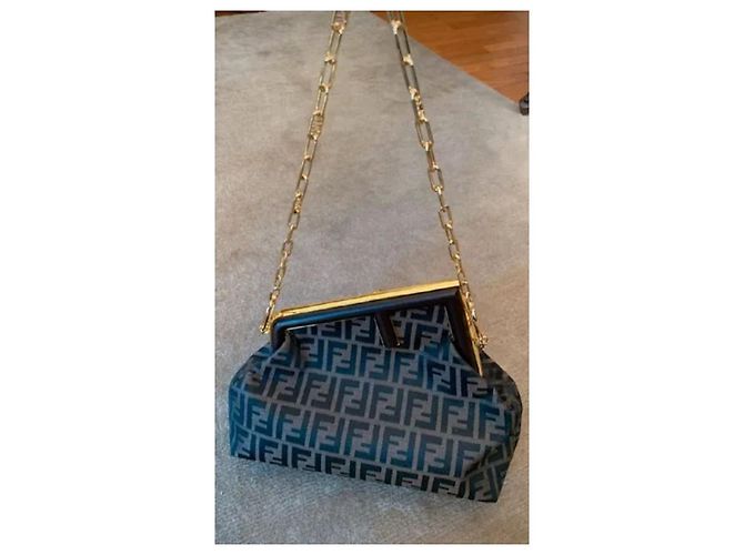 2 Jours Fendi First - vue 3