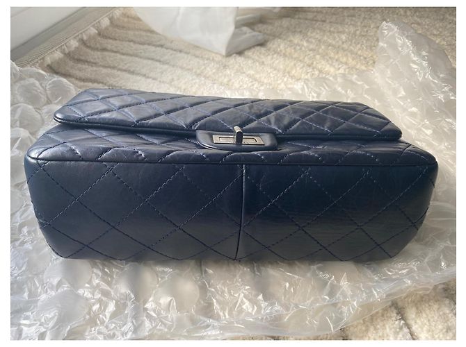 Borsa a mano Chanel 2.55 Large in pelle blu navy - vista 13