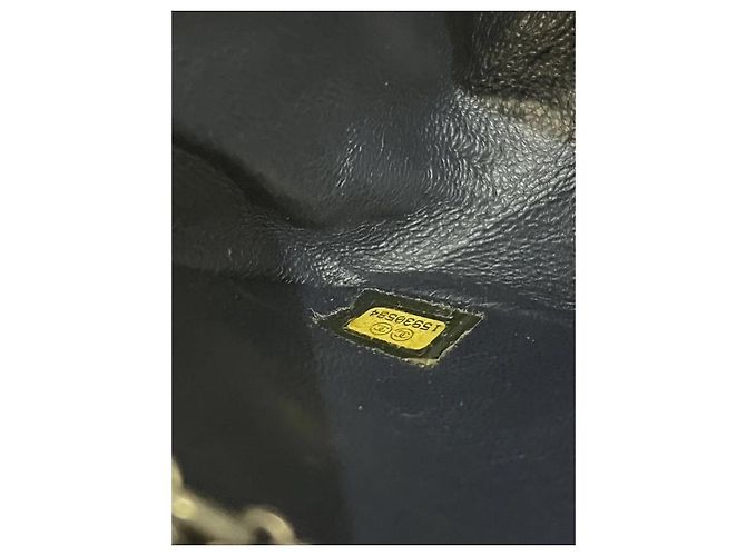 Borsa a mano Chanel 2.55 Large in pelle blu navy - vista 5