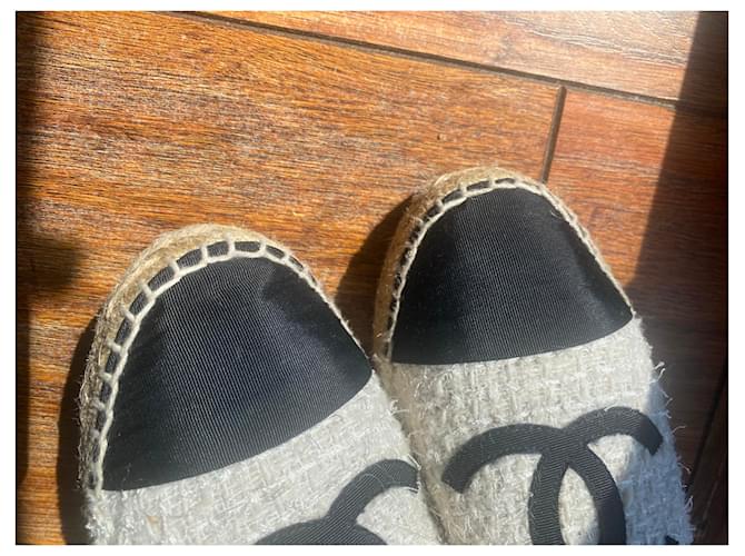 Espadrillas di tweed Chanel Nero Bianco - vista 8