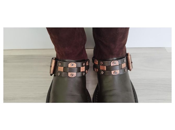Botas Céline de couro e camurça marrom - vista 4