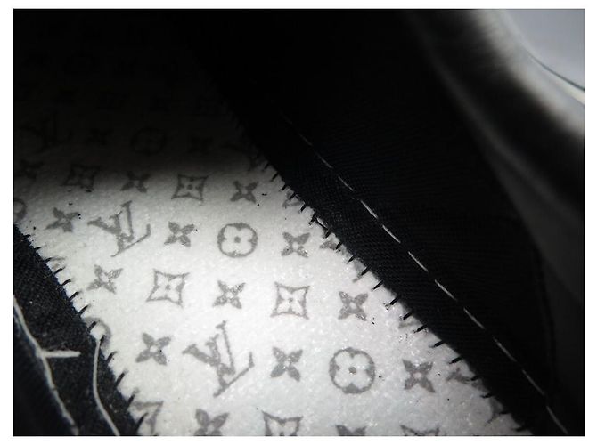 NEUE LOUIS VUITTON Sneakers RIVOLI MONOGRAM ECLIPSE SCHUHE 1BEIM8EB 43 Pumps Grau - Ansicht 15