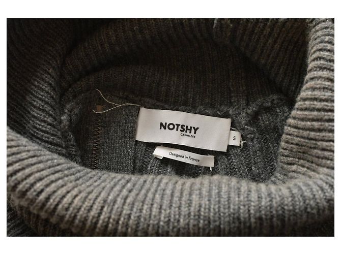 Autre Marque Notshy Set aus Grauem Wolle Kaschmir Strickpullover und Midi Rock S - Ansicht 5