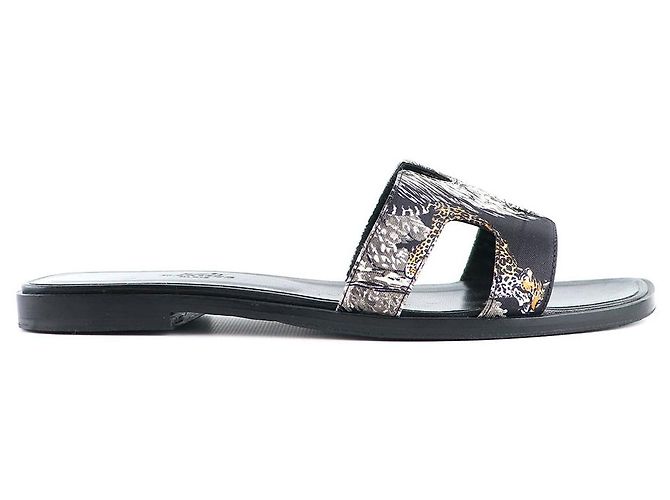 Hermès HERMES Sandals Oran Black - view 2