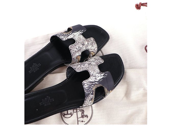 Hermès HERMES Sandals Oran Black - view 7