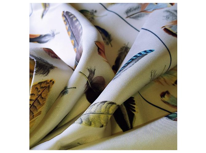 Hermès Las plumas Blanco roto - vista 3