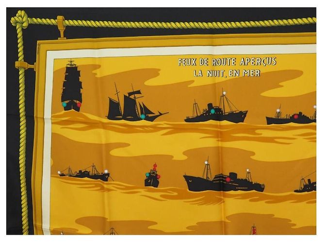 Hermès, Fazzoletto "Fuochi stradali avvistati di notte in mare" Senape - vista 7