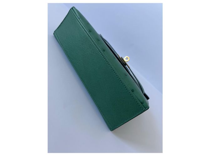 Hermès Kelly Pochette Vert Verone Strauß Gold Hardware Grün - Ansicht 2