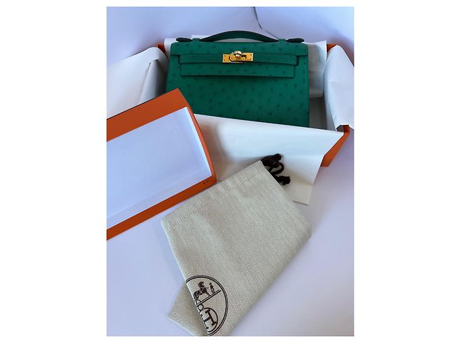 Hermès Kelly Pochette Vert Verone Strauß Gold Hardware Grün - Ansicht 7