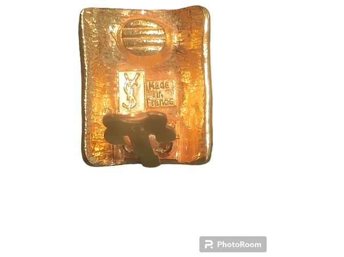 Orecchini a clip Yves Saint Laurent Goossens rettangolari dorati Gold hardware - vista 2