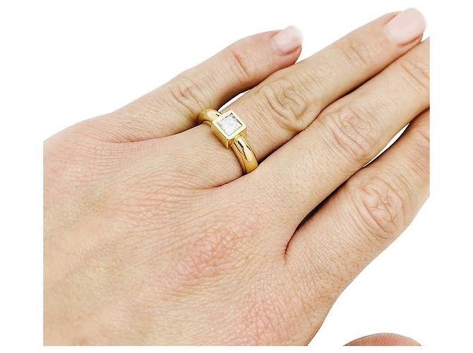 Solitario Fred Paris princesa diamante, oro amarillo. - vista 9