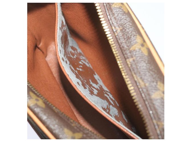 Louis Vuitton Monogram Compiegne 23 Pochette M51847 LV Auth em5781 Monogramma - vista 7