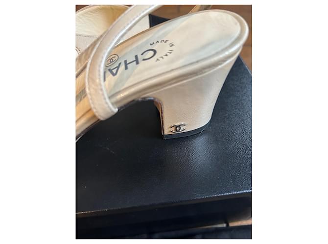 Slingback CHANEL Nero Beige - vista 3