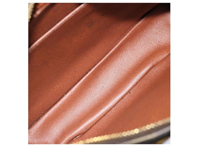 Louis Vuitton Monogram Compiegne 23 Pochette M51847 LV Auth am5784 Monogramme - vue 9