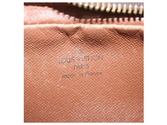 Pochette LOUIS VUITTON con monogramma Marly Dragonne PM M51827 LV Auth em5803 - vista 10