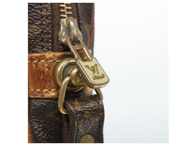 Pochette LOUIS VUITTON con monogramma Marly Dragonne PM M51827 LV Auth em5803 - vista 8
