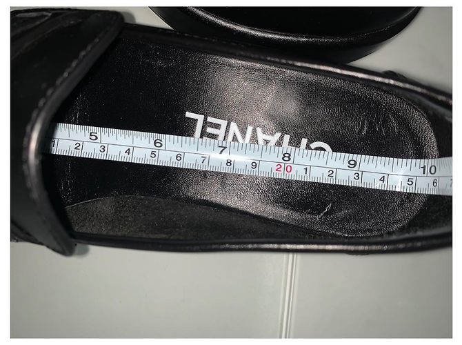 Mocassini Chanel in pelle nera 39.5 Nero - vista 8