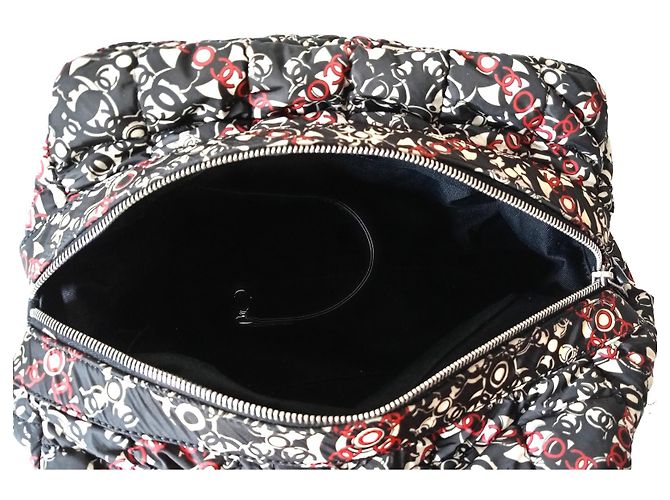 Bowling Borsa a mano Chanel Filigree Nylon Nera Rossa Bianca Nero Bianco Rosso - vista 8