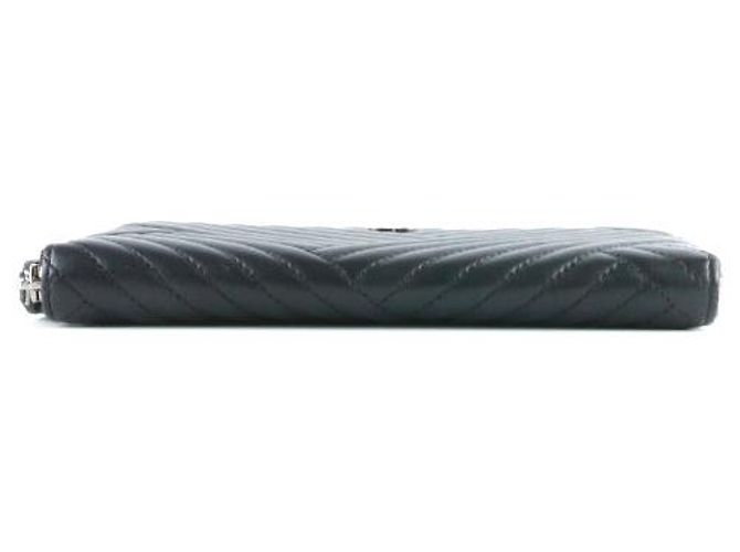 CHANEL - Black quilted leather wallet - view 3