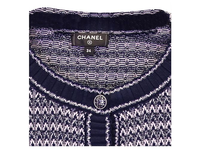 Timeless Chanel Striped Buttoned Cardigan aus marineblauer Baumwolle - Ansicht 2
