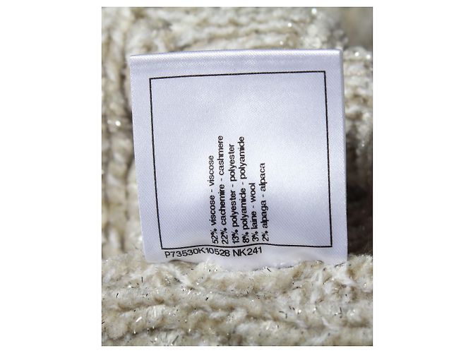 Timeless Chanel Strickweste mit Knopfleiste vorne aus beiger Viskose - Ansicht 6