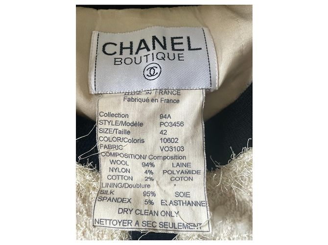 Cambon Chanel 1994A runway Jacket White - view 4