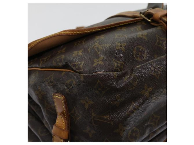 Louis Vuitton Monograma Saumur 35 Bolsa de ombro M42254 Autenticação de LV 62950 - vista 17